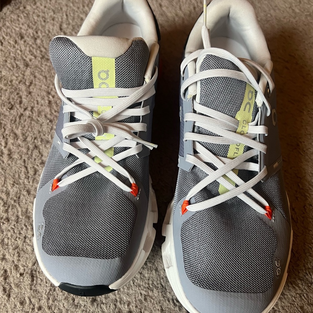 On cloud cloud flyer 4 men’s running shoes 10 medium
